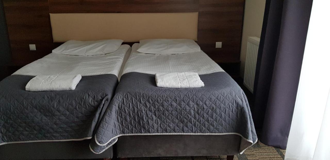 Centrum Promocji Lesnictwa W Mucznem Lutowiska Exteriör bild